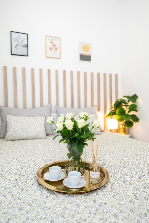 Alure Residences 2 & 24H Self Check-In, Parking In The Garage In The Apartment Building Included, New Building, Terrace, Green Location With A Forest Park With A Lake, Children'S Playground Banská Bystrica Buitenkant foto
